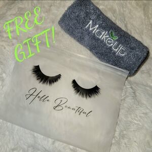 FREE GIFT w/ $30+ Purchase ❤️